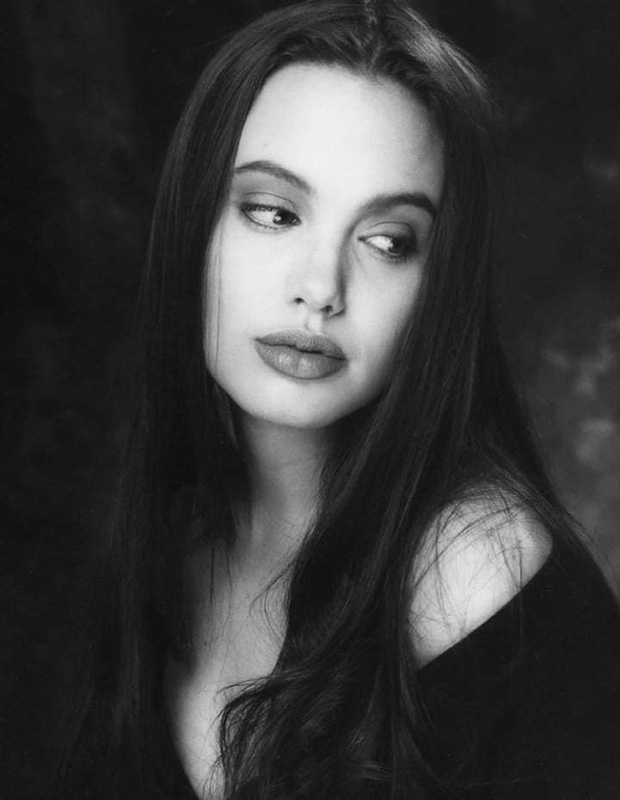 Angelina Jolie hoi be anh 7