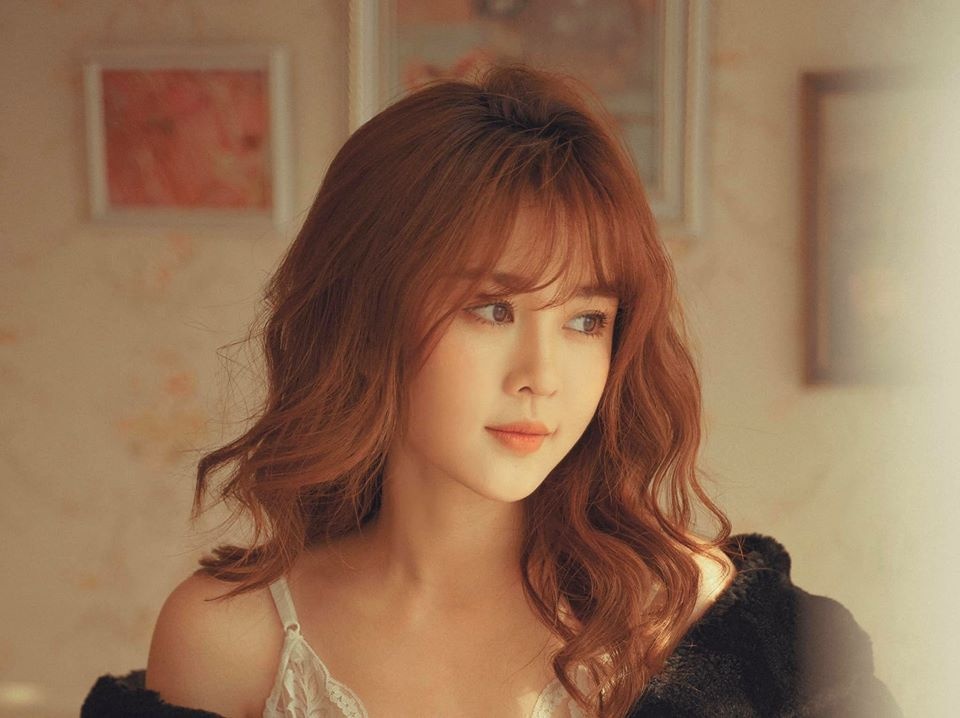 nguoi dep khong tuoi anh 9