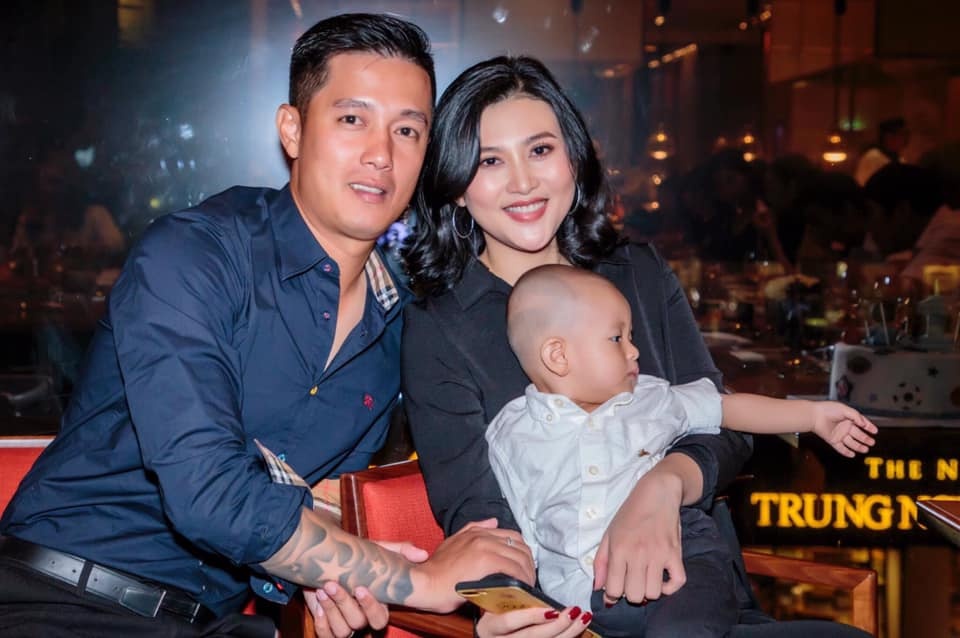 hon nhan cua cau thu nguoi mau anh 10