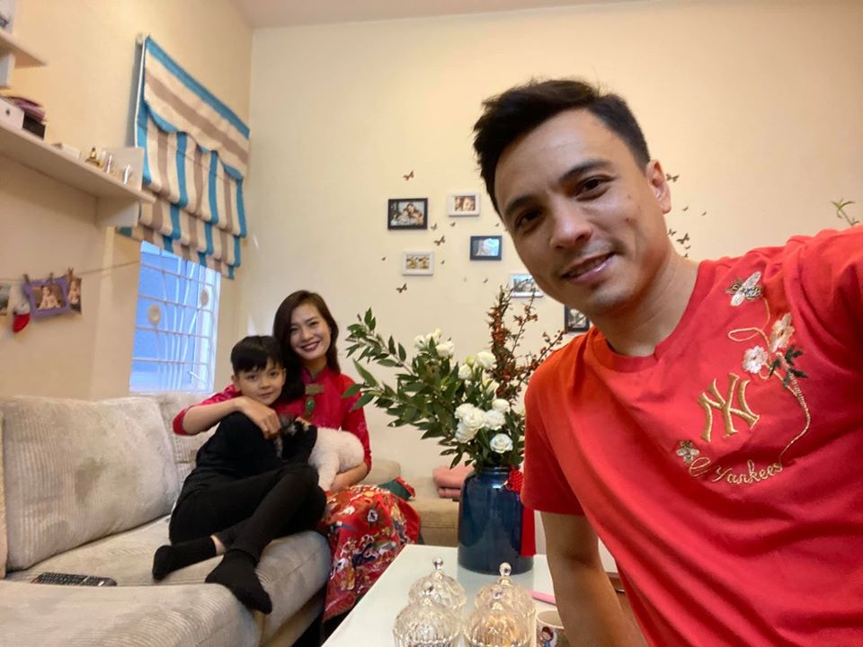 hon nhan cua cau thu nguoi mau anh 9