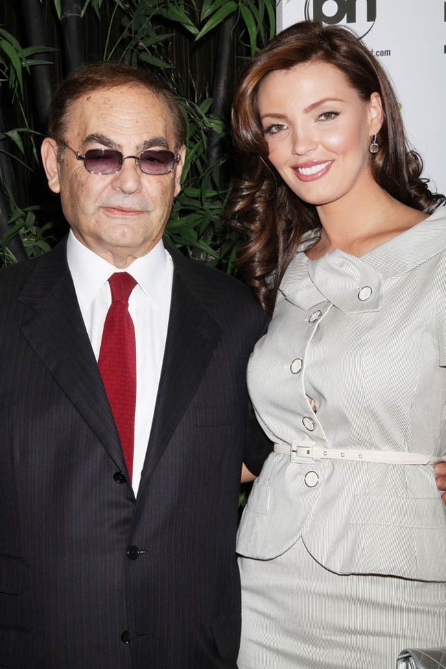 ty phu cuoi chan dai anh 8