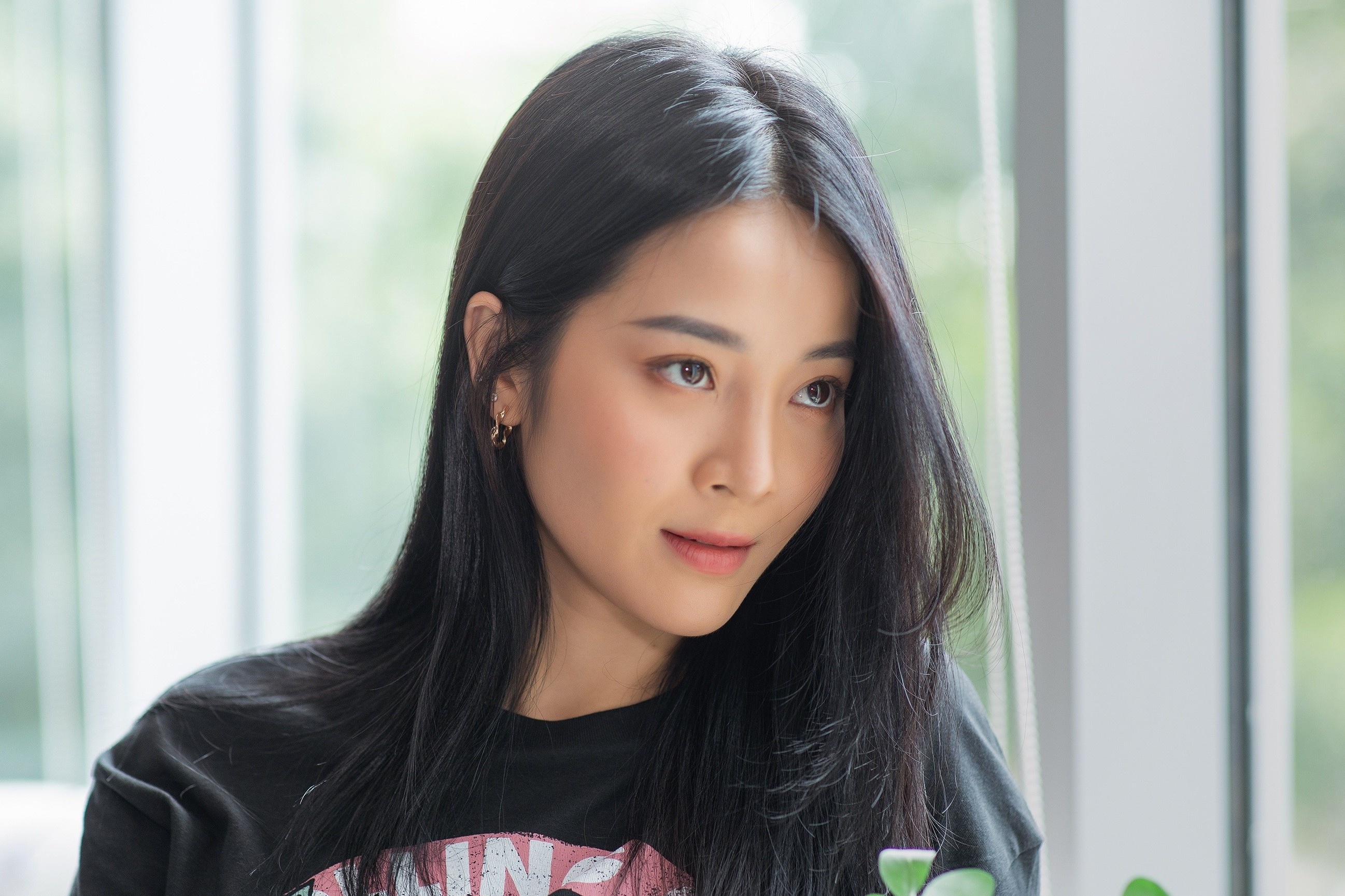 Karen Nguyen: 'Nhieu nguoi noi toi chi can tho trong mat cung dang so' hinh anh