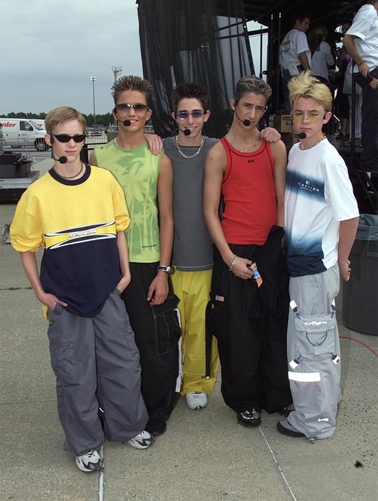 ca si qua doi vi covid-19 anh 2