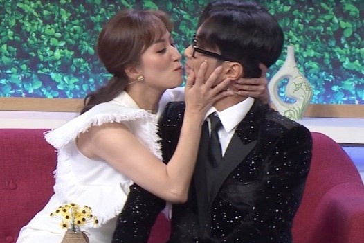 Khanh Thi Phan Hien anh 3