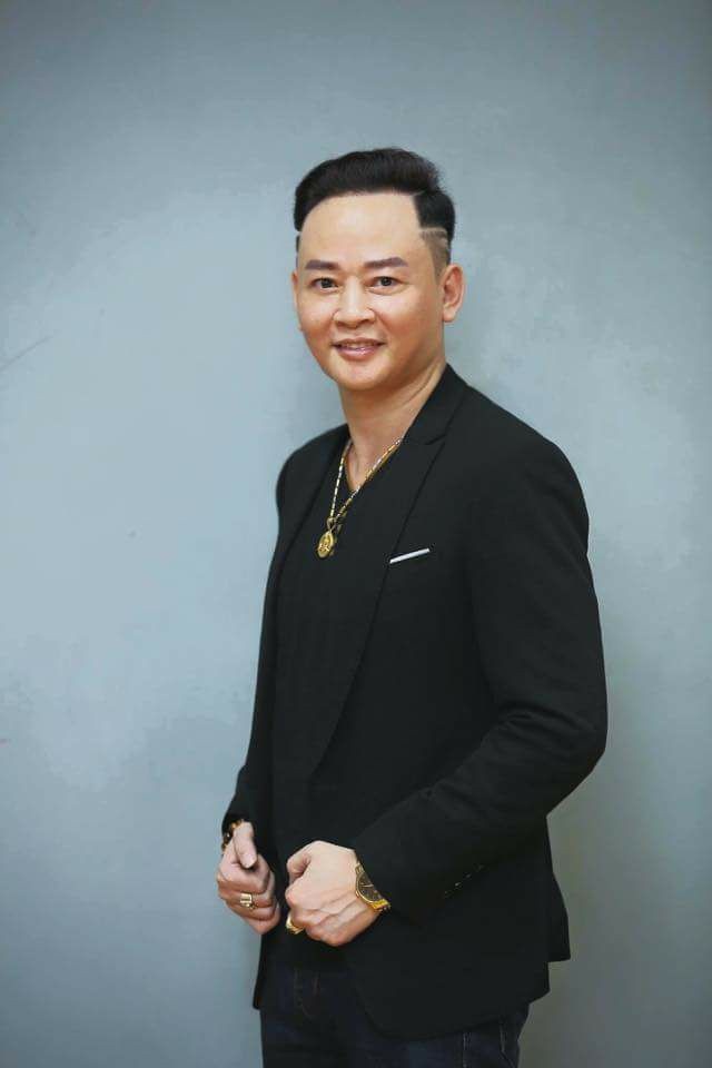 Canh sat hinh su anh 1