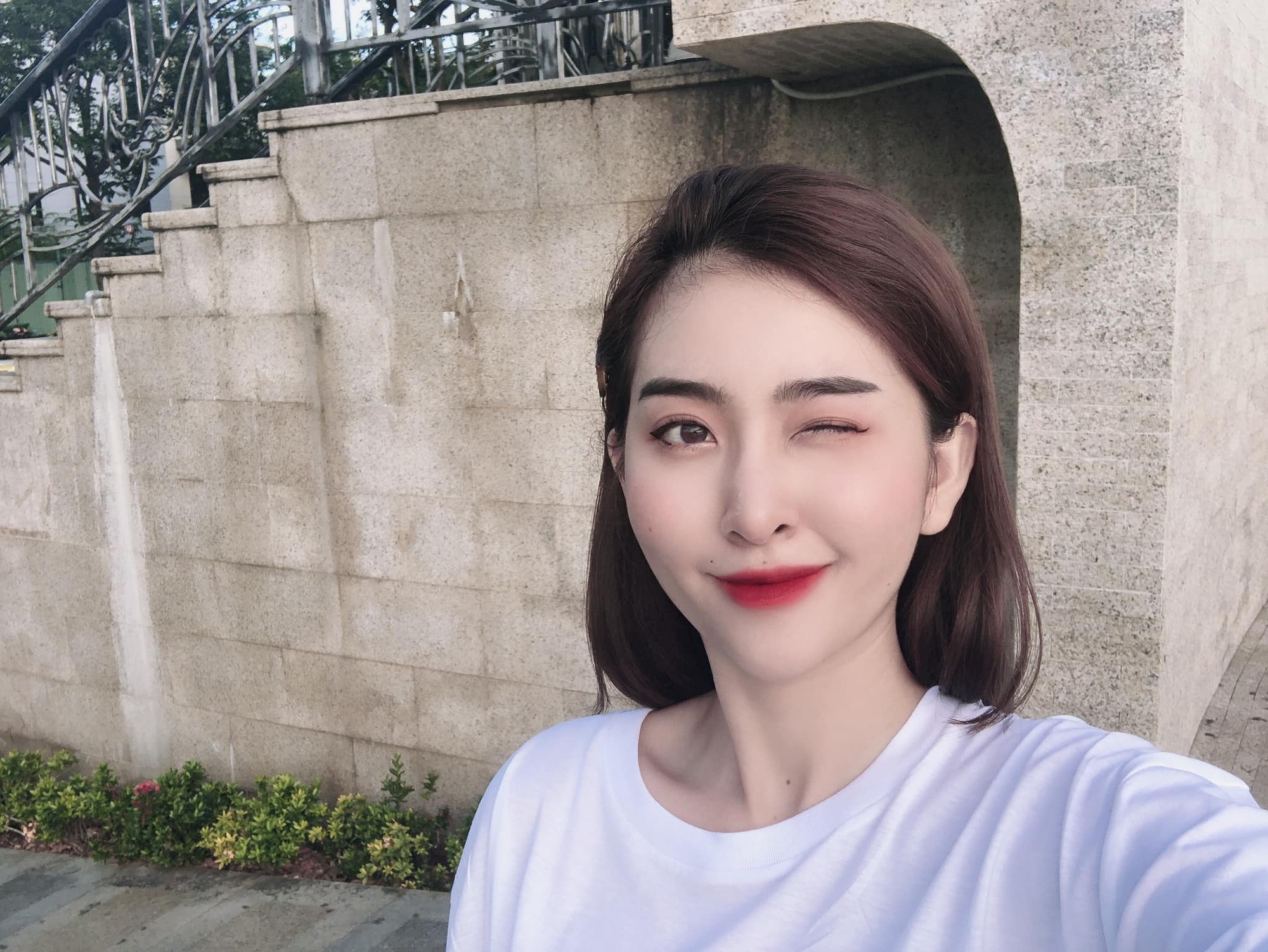 Nguoi ay la ai anh 1