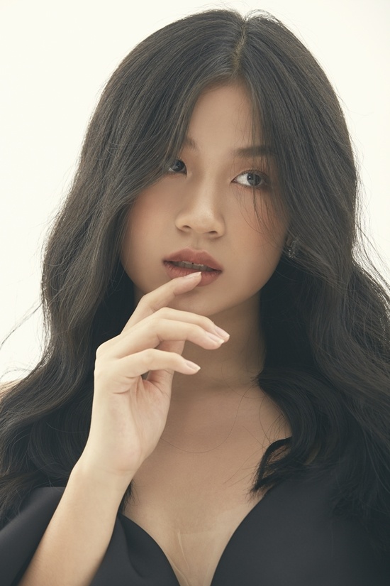 con gai nghe si anh 3