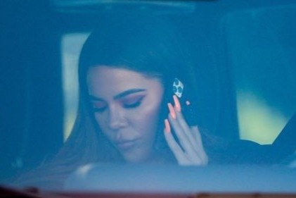 Khloe Kardashian xuat hien voi guong mat khac la hinh anh