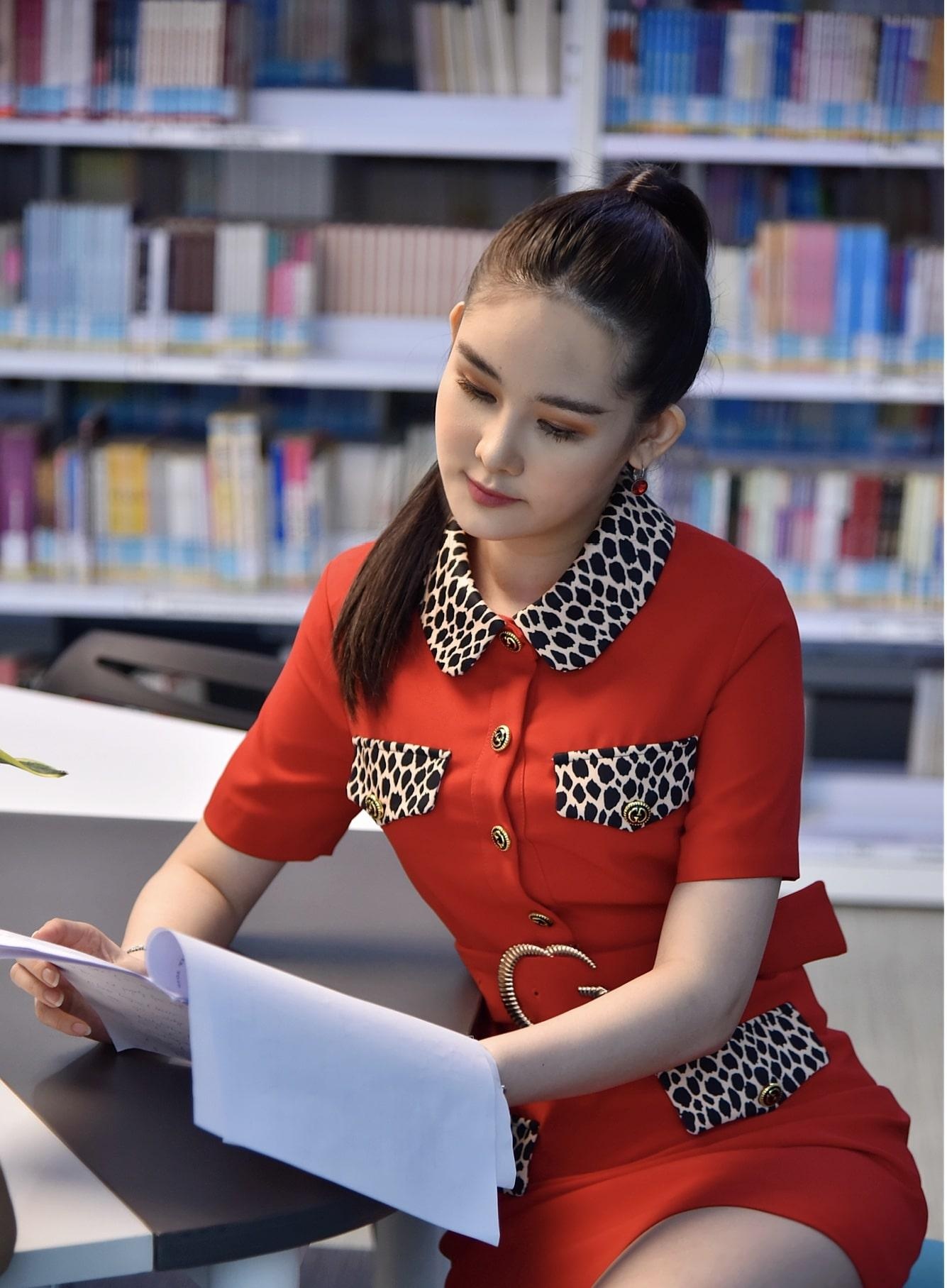 Hoa hau Ngan Anh anh 5