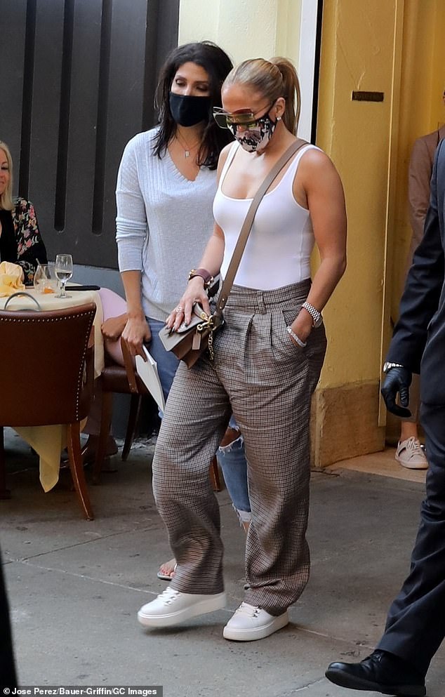 gu thoi trang Jennifer Lopez anh 5