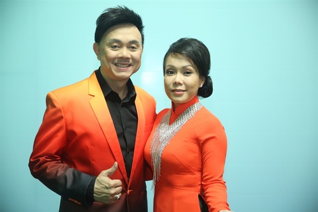 tinh ban 10 nam cua nghe si anh 8