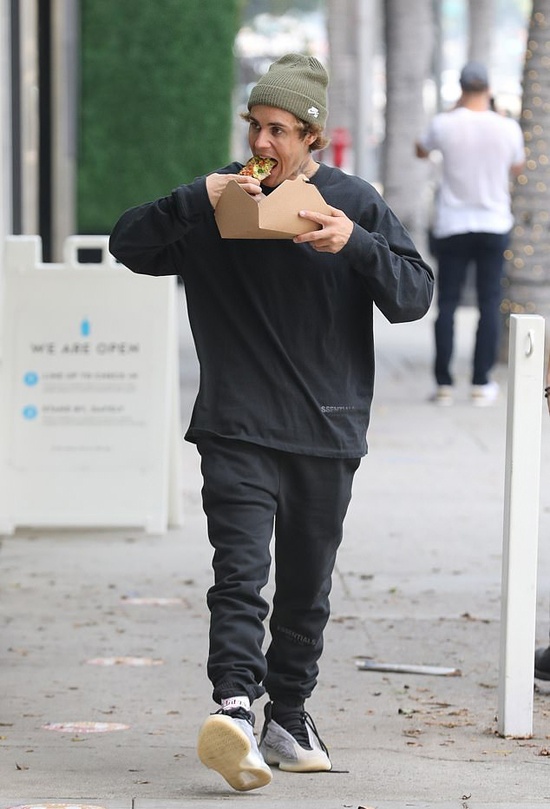 Justin Bieber đi xe máy ảnh 3 Justin Bieber di xe may anh 3