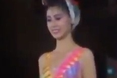 Man trinh dien bikini cach day 28 nam cua Hoa hau Ha Kieu Anh hinh anh