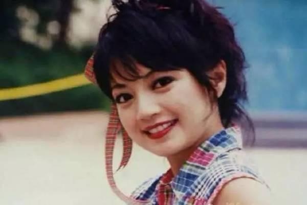Cuoc song no nan cua Hoa hau Duong Uyen Nghi hinh anh