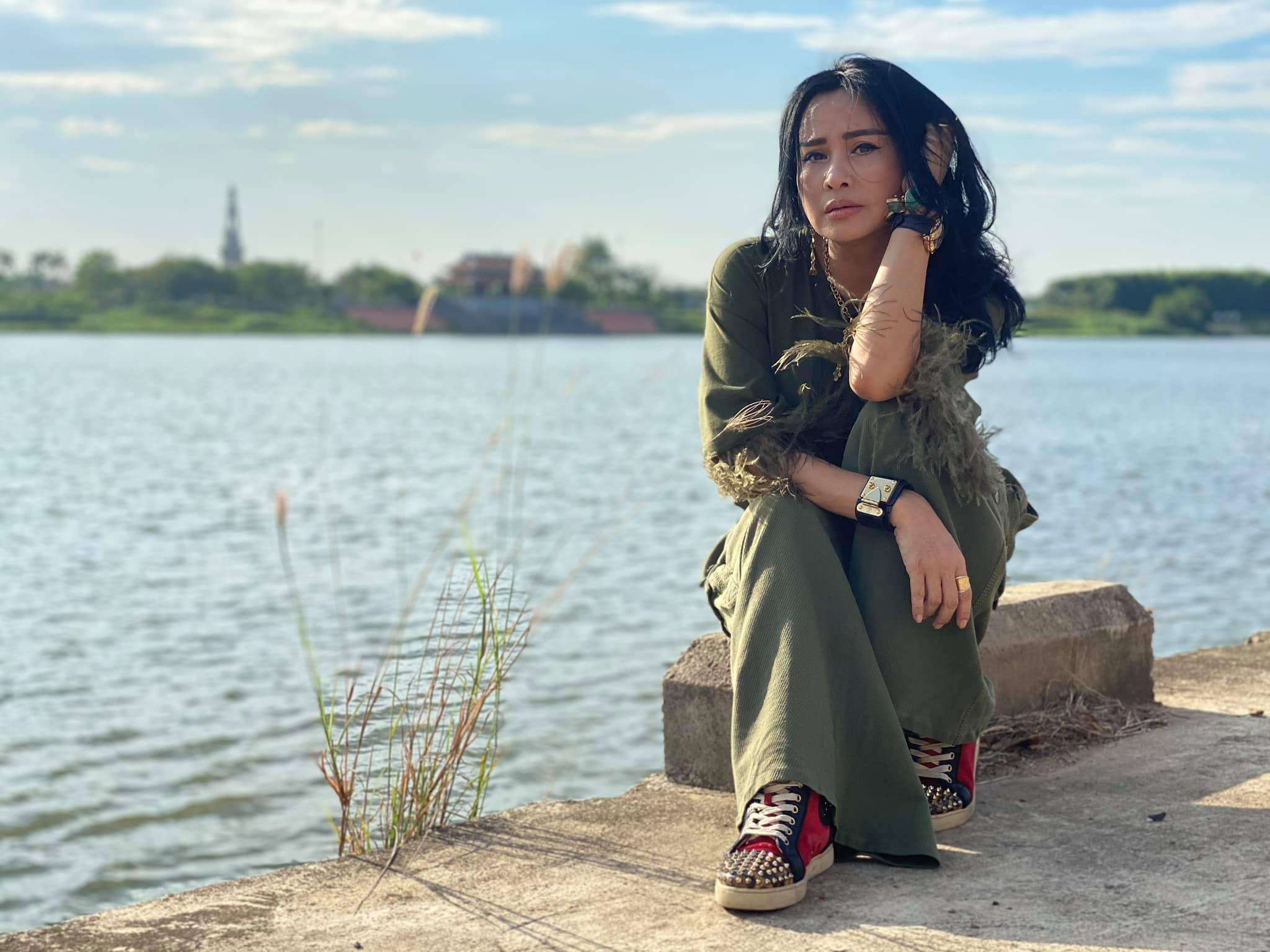 ca si Thanh Lam va ban trai anh 5