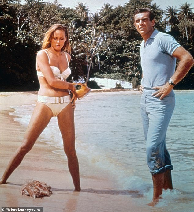 bikini cua Ursula Andress trong Dr. No anh 2