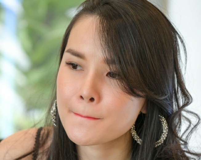Thu Ngoc: 'Roi May Trang vi khong chiu noi tieu cuc tu mang xa hoi' hinh anh
