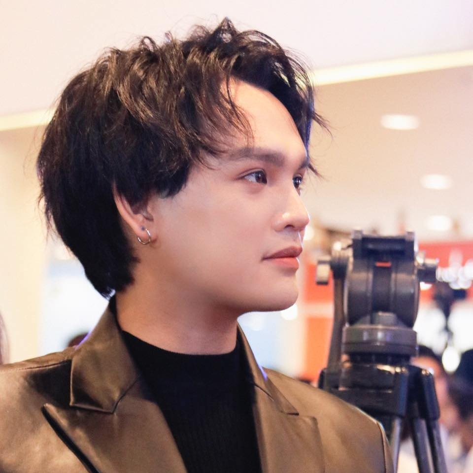 Trung Quan ung ho ba con mien Trung anh 2