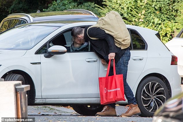 Keanu Reeves cắt tóc ảnh 1 Keanu Reeves cat toc anh 1