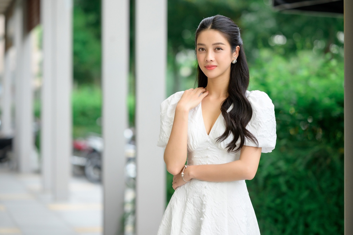 My Duyen vao vai Kieu anh 4