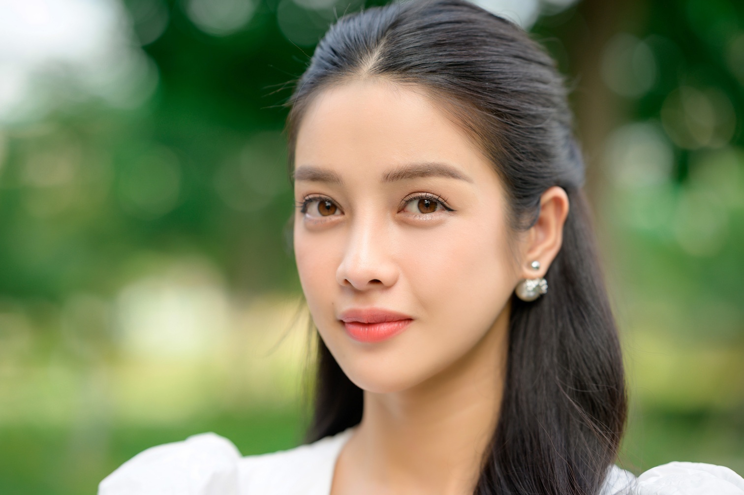 My Duyen vao vai Kieu anh 1