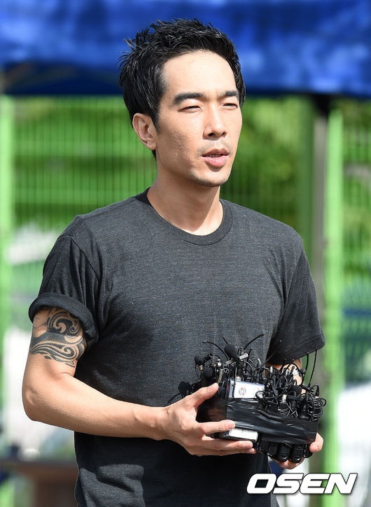 Go Young Wook tro lai anh 1