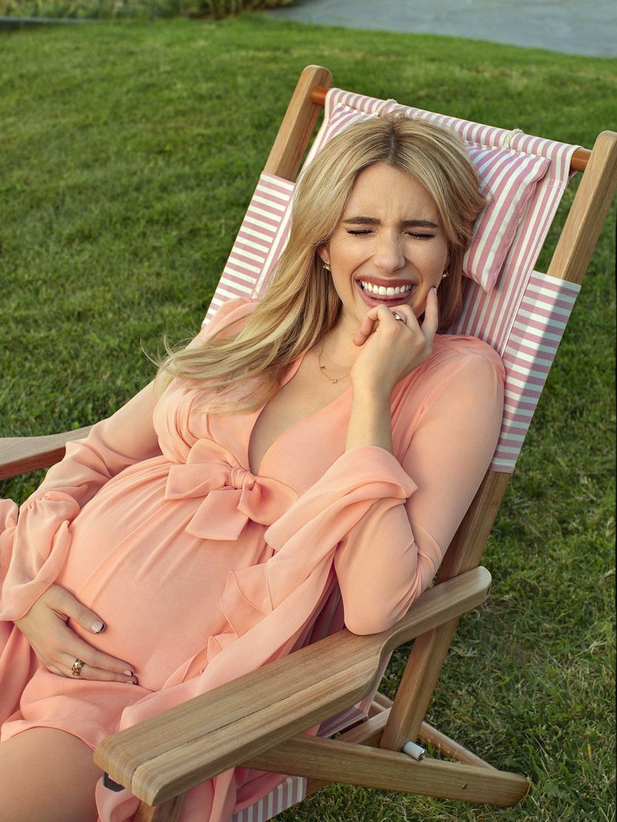 Emma Roberts mang thai anh 5