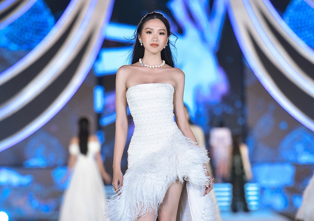 Hoa hau Viet Nam 2020 anh 6