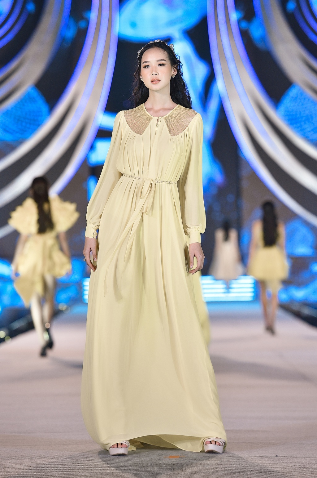 thí sinh cao nổi bật ở Hoa hậu Việt Nam ảnh 2 thi sinh cao noi bat o Hoa hau Viet Nam anh 2