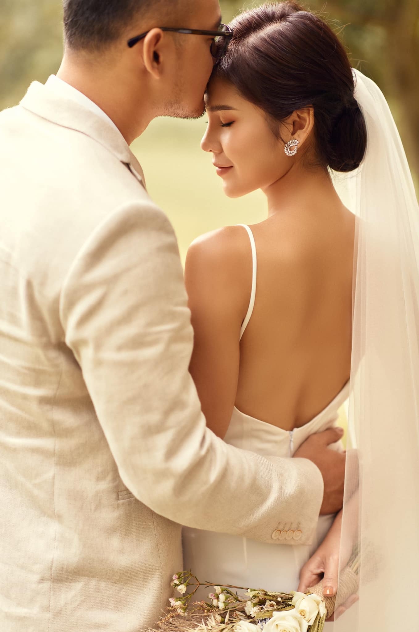 dien vien Thu Hoai ket hon anh 2