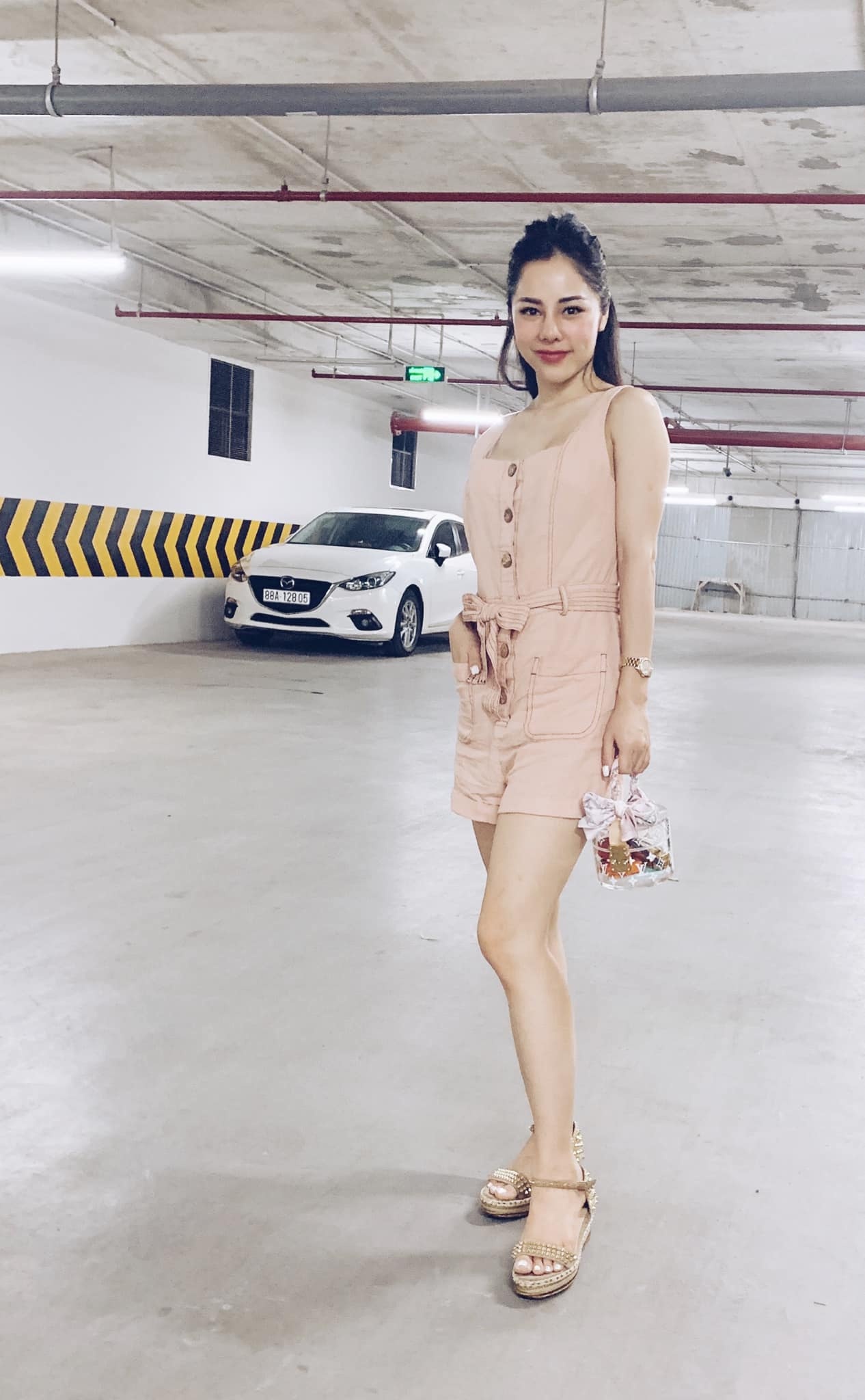 ban gai moi cua dien vien Huynh Anh anh 6