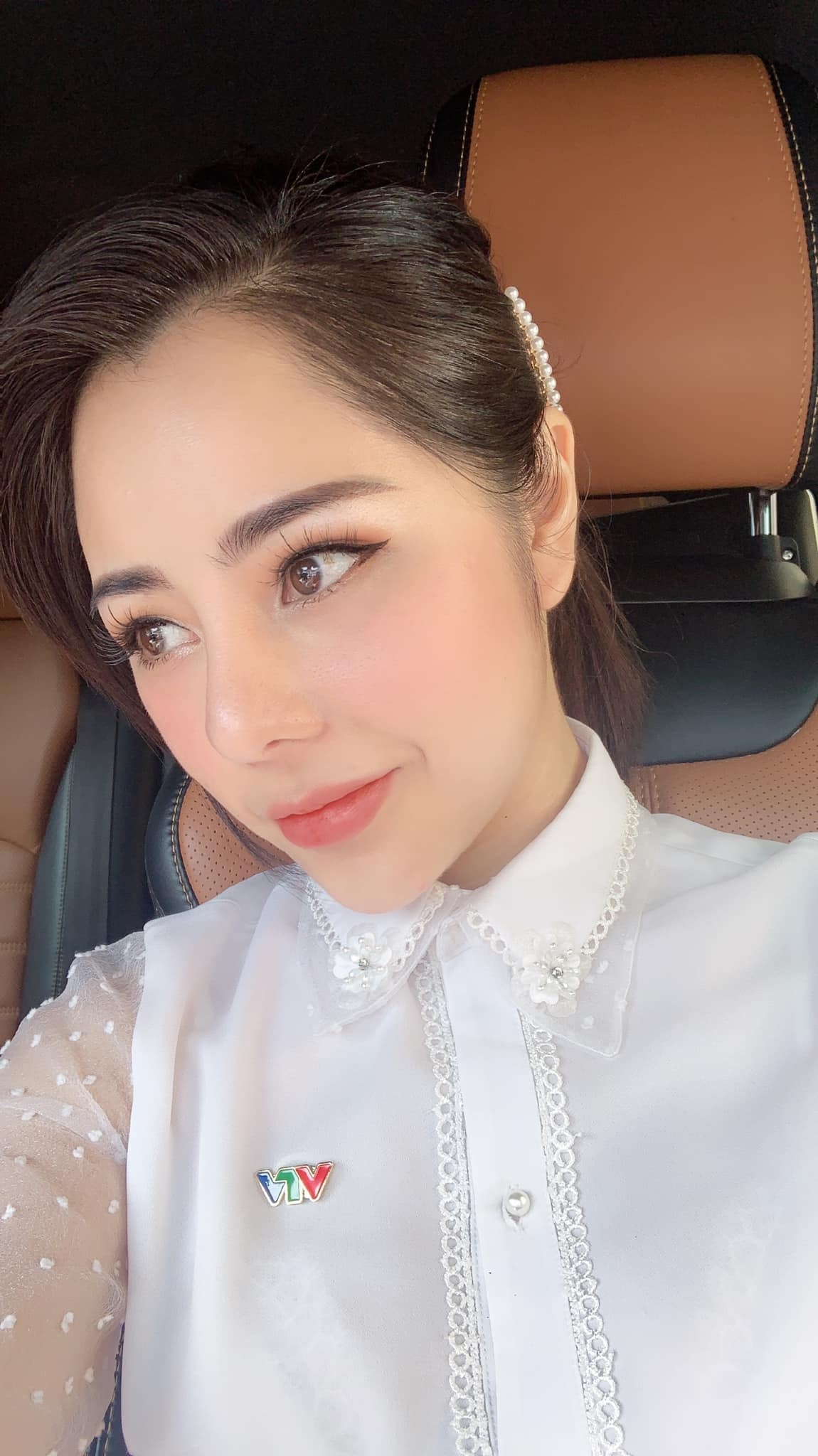 ban gai moi cua dien vien Huynh Anh anh 5