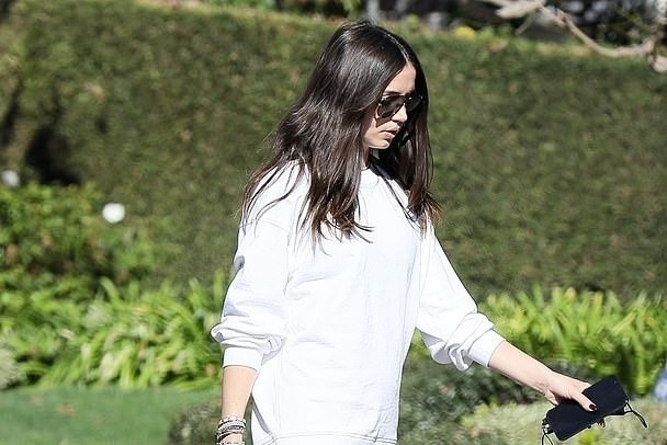 Ana de Armas chuyen den song cung Ben Affleck hinh anh