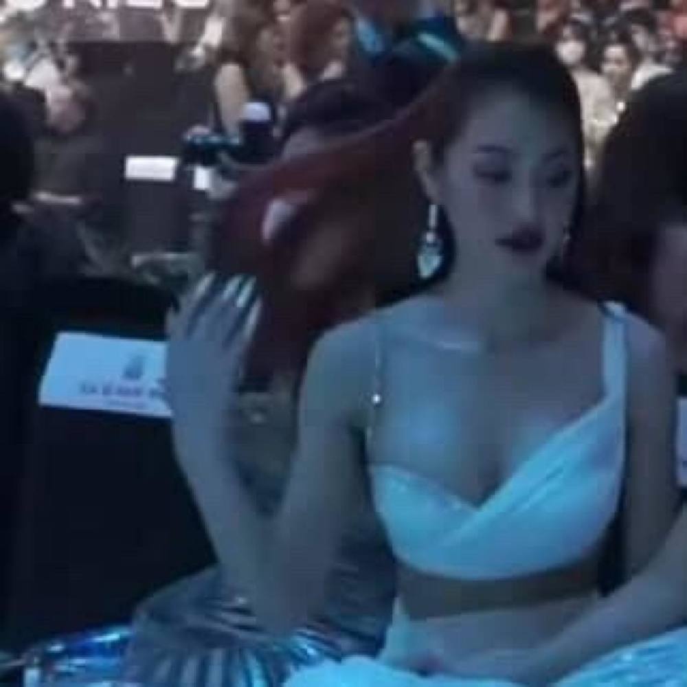 Ninh Dương Lan Ngọc kém duyên ảnh 2 Ninh Duong Lan Ngoc kem duyen anh 2