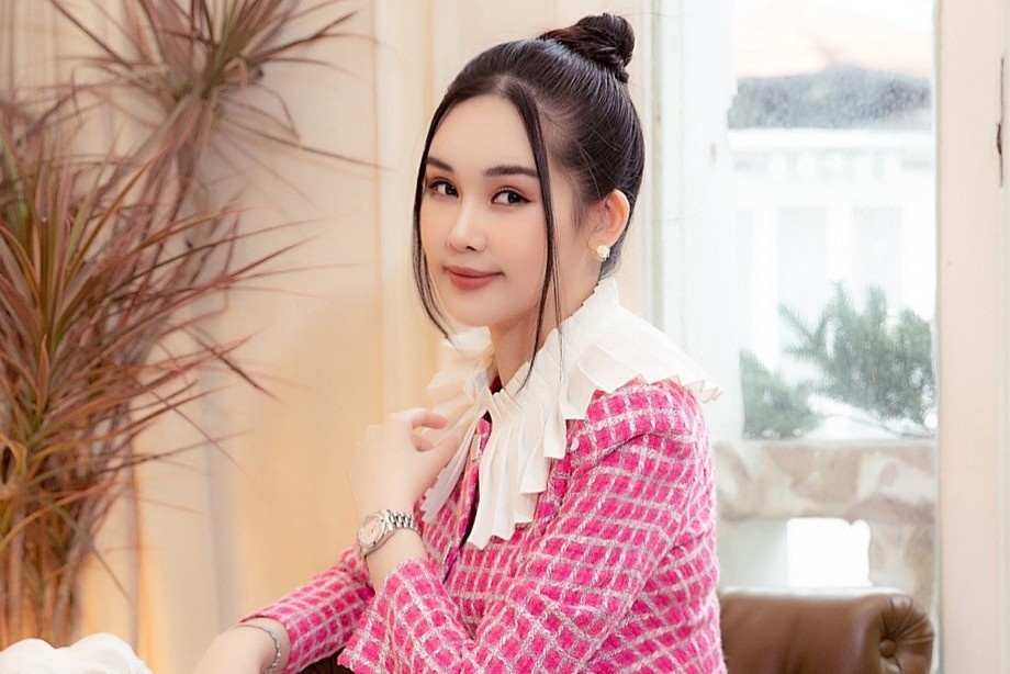 Le Au Ngan Anh: 'Toi la hoa hau so thi phi, cu xuat hien la co chuyen' hinh anh
