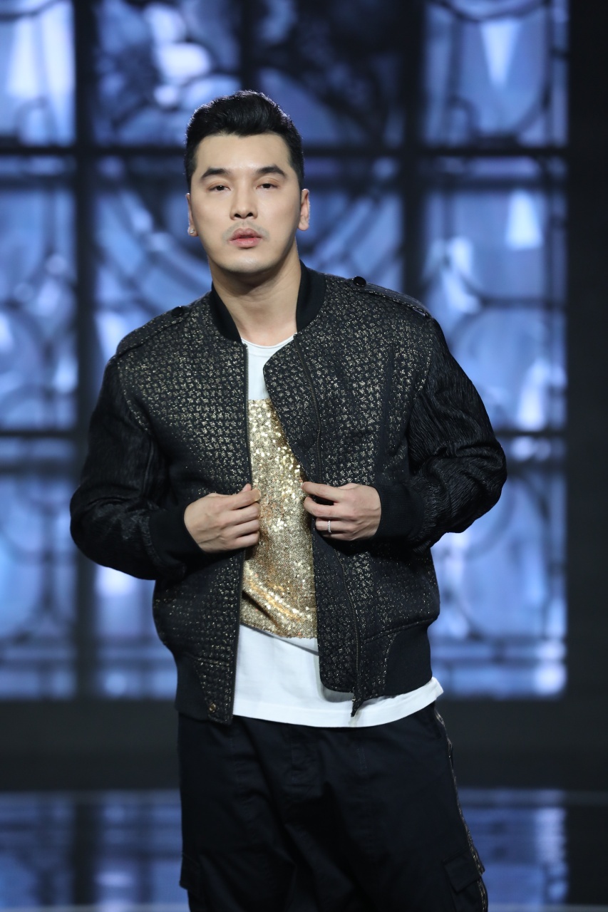 Ung Hoang Phuc ngung ca hat anh 2