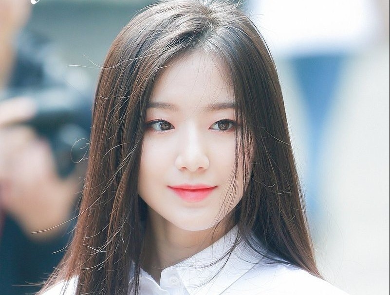 Em ut (G)I-DLE an noi tho lo voi nguoi ham mo hinh anh