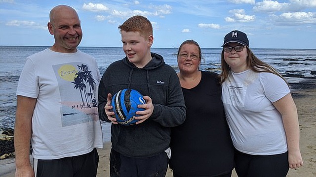 hanh trinh giam can cua co gai nang 190 kg anh 3