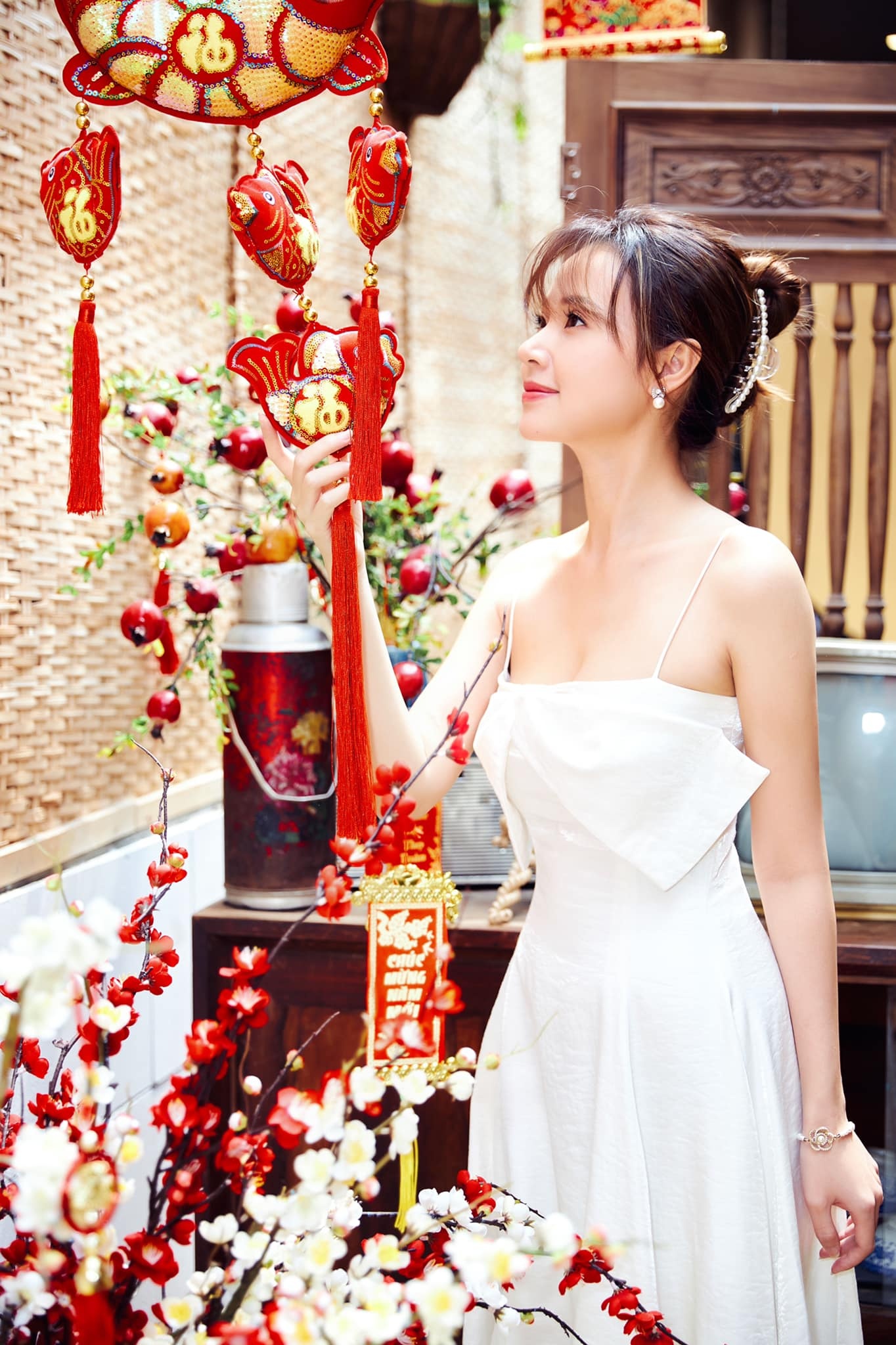 sao Việt mua vàng ngày Thần Tài ảnh 7 sao Viet mua vang ngay Than Tai anh 7