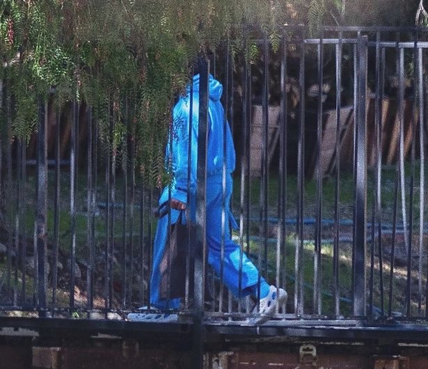 Kanye West sau ly hon anh 1