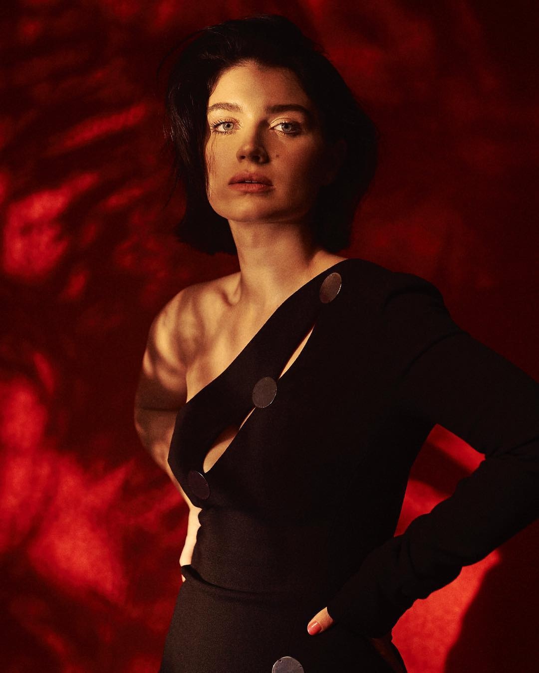 Behind her eyes anh 5