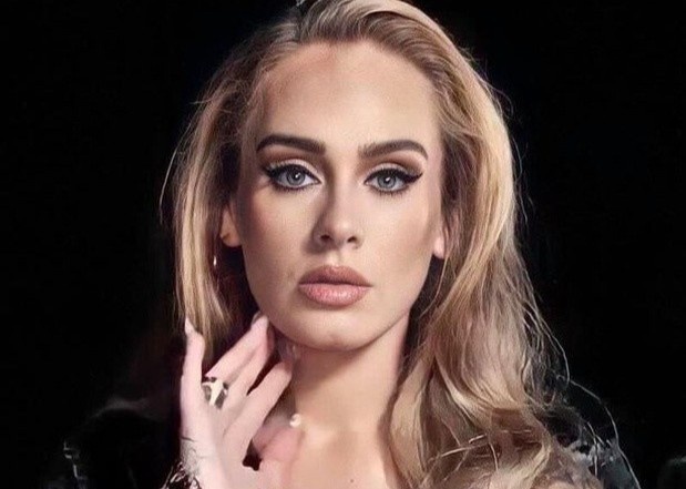 Adele co ban trai moi hinh anh