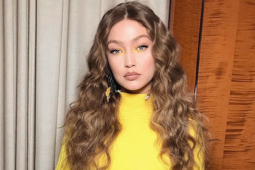 Gigi Hadid gap kho khan khi gia dinh da sac toc hinh anh