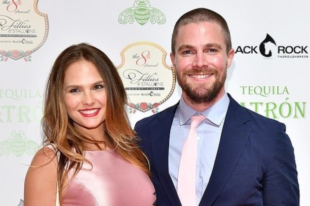 dien vien bi duoi khoi may bay anh 1