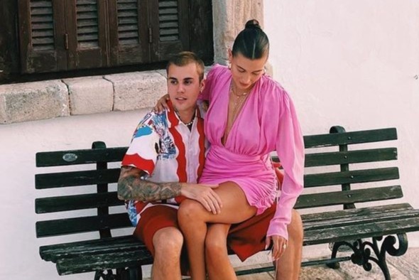 Vo chong Justin Bieber du lich chau Au hinh anh