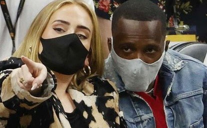 Adele di xem bong ro voi ban trai hinh anh