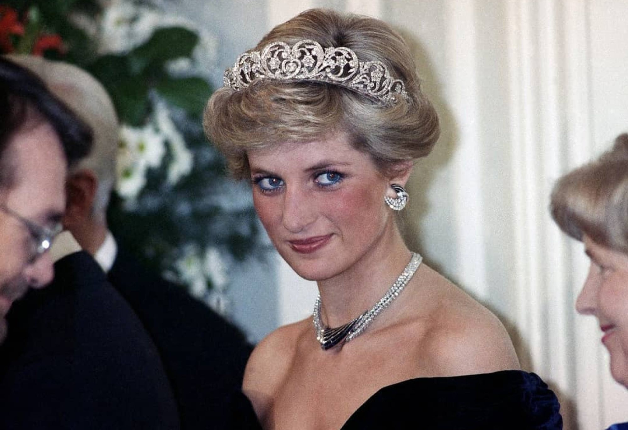 Cong nuong Diana thich pha vo quy tac thoi trang o Hoang gia Anh hinh anh