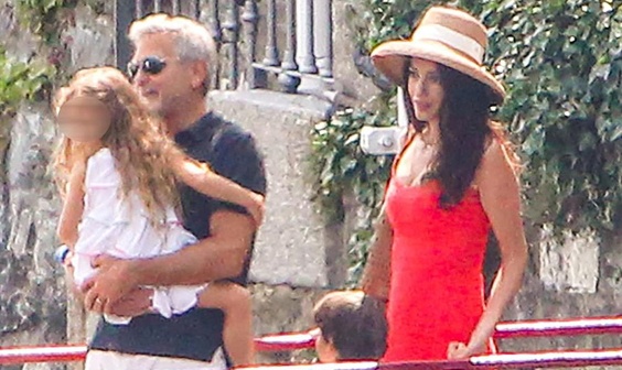 George Clooney mac ket sau tran lu lich su hinh anh