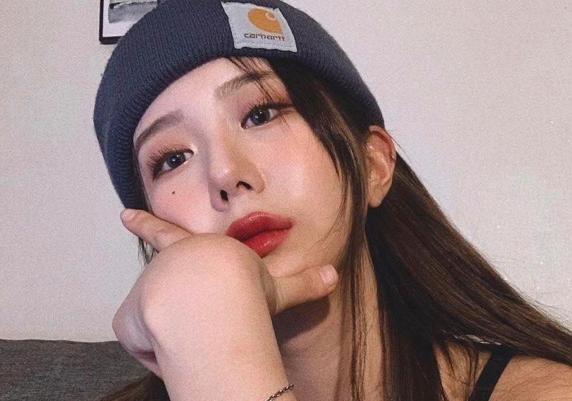 Ca si cong khai xu huong tinh duc hinh anh