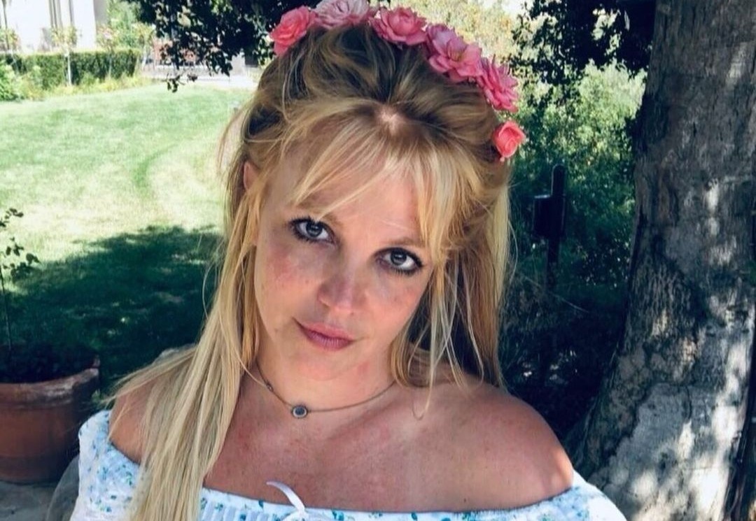 Britney Spears lan dau co iPad rieng hinh anh